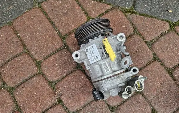 Opel Grandland X Air conditioning (A/C) compressor (pump) 9835188280 9838128480