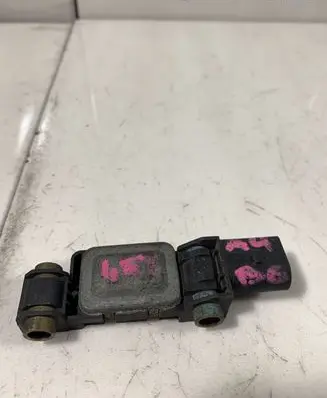 Audi A4 S4 B6 8E 8H Airbag deployment crash/impact sensor 8E0959651