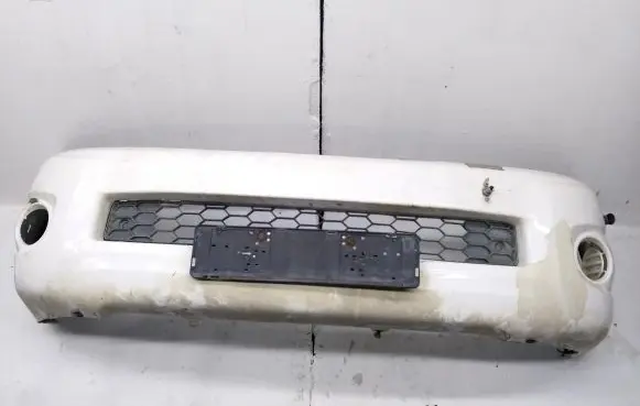 Toyota Hilux (AN10, AN20, AN30) Front bumper