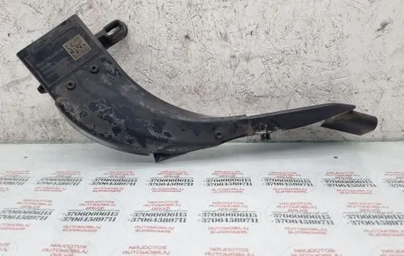 Skoda Octavia Mk3 (5E) Other engine bay part 5Q0201973D