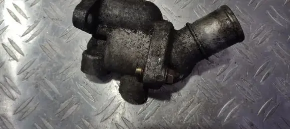 Mazda 626 Engine coolant pipe/hose