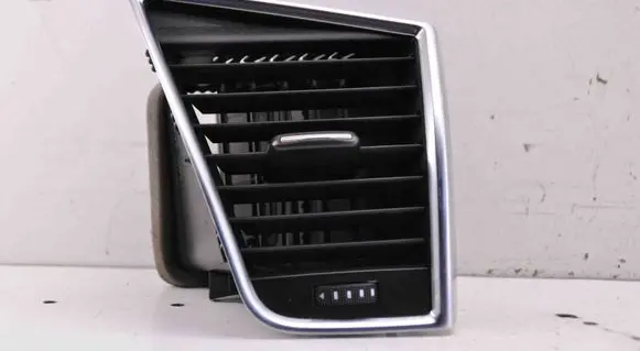 Audi Q5 SQ5 Dashboard air vent grill cover trim 8R1820902G