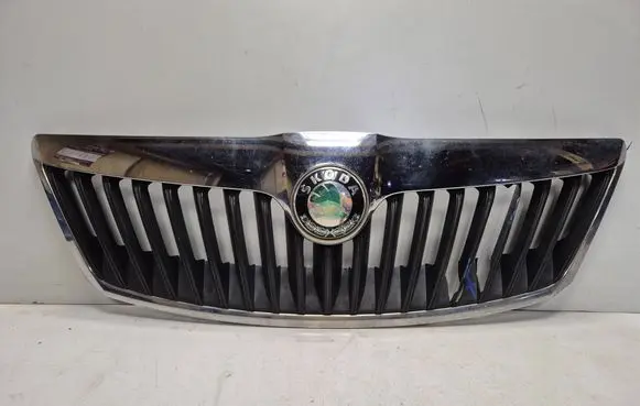 Skoda Octavia Mk2 (1Z) Front grill