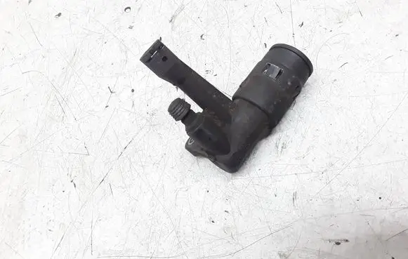 Audi A6 S6 C5 4B Clutch slave cylinder 8E0721257A