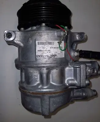 Mercedes-Benz C W205 Air conditioning (A/C) compressor (pump) A0008304400