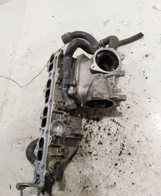 Mercedes-Benz B W245 Intake manifold A6400901537 70002927 0928200411