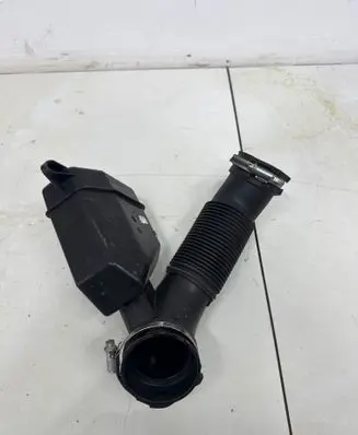 Intake resonator