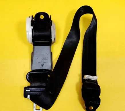 Chrysler Voyager Front seatbelt 0XT89TRMAC