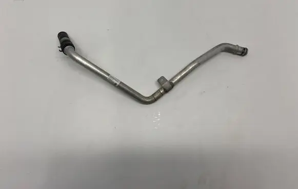 Volkswagen Touareg II Engine coolant pipe/hose 7P0819926C