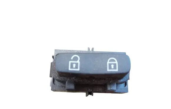 Volvo V70 Central locking switch button 30710475 03451600