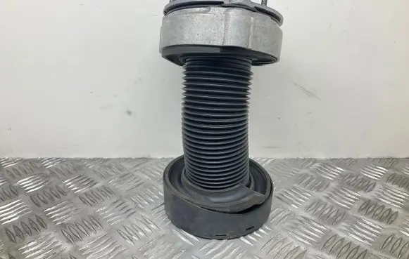 Volkswagen Touareg II Coil spring mount 7P0411189A 7P0412375B 7P0412409