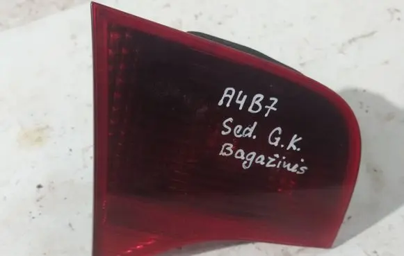Audi A4 S4 B7 8E 8H Tailgate rear/tail lights 8E5945093A