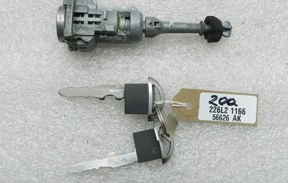 Mazda 6 Front door lock (next to the handle) GHY076220 KD5358492