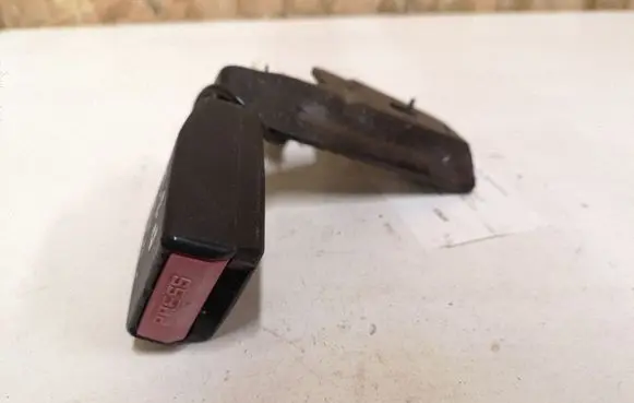 Citroen C4 I Rear seatbelt buckle CC627AA 5091090