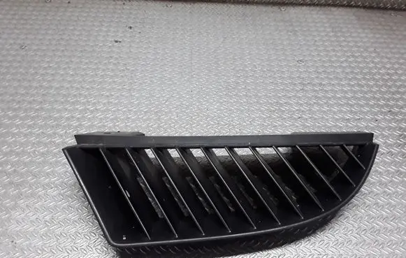 Mitsubishi Colt Front bumper upper radiator grill MN127773