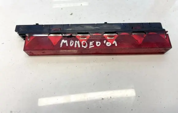 Ford Mondeo Mk III Third/center stoplight 1s7113a613ac 1s71-13a613-ac