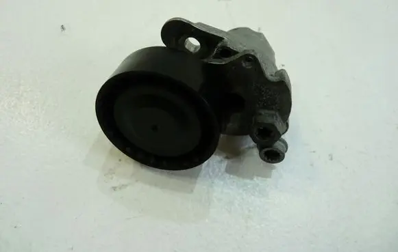 Skoda Fabia Mk3 (NJ) Generator/alternator belt tensioner 04E145299L