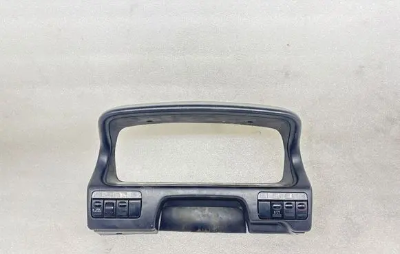 Mitsubishi Space Runner Dashboard trim XB652530