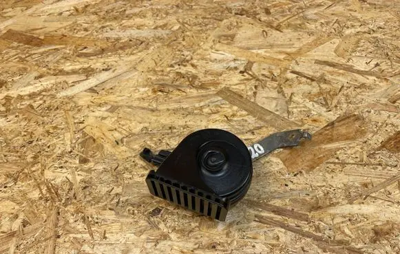 Opel Insignia B Horn signal 39088254