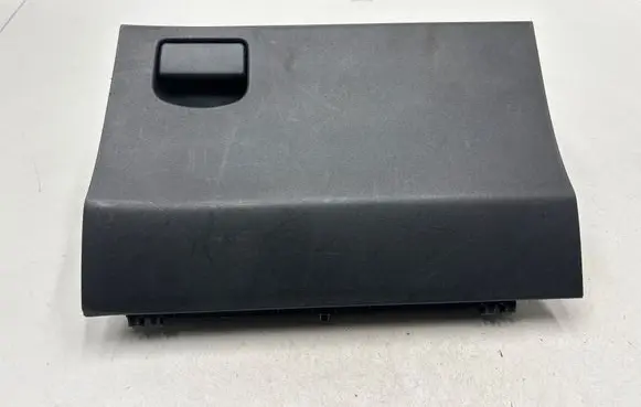 Toyota Yaris Glove box 555500D060