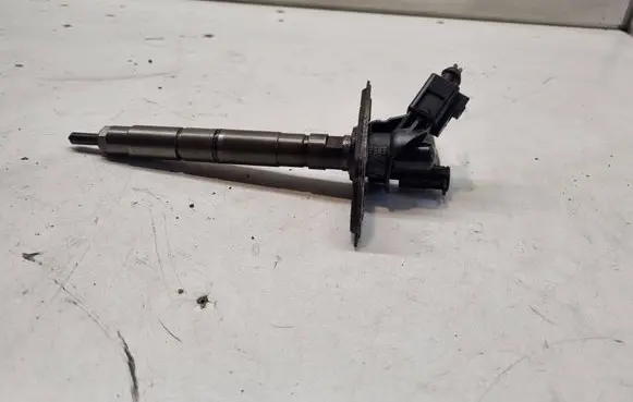 Audi A6 S6 C6 4F Fuel injector 059130277AJ 080317 0445115054
