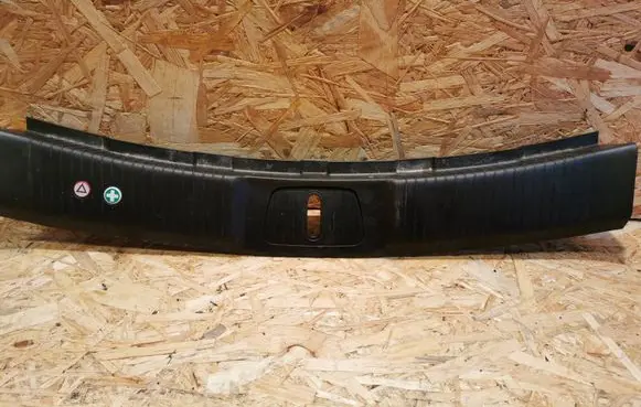 Opel Antara Other trunk/boot trim element Ahp38189