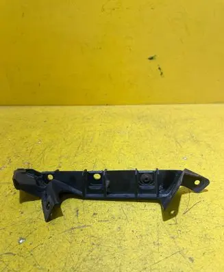 Seat Ibiza IV (6J,6P) Front bumper mounting bracket 6J0807183
