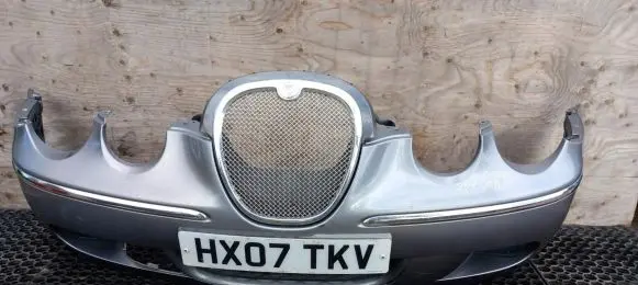 Jaguar S-Type Front bumper