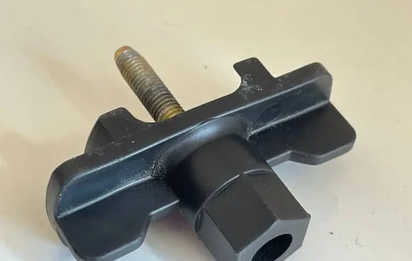 Hyundai Getz Spare wheel bolt 6285025XXX