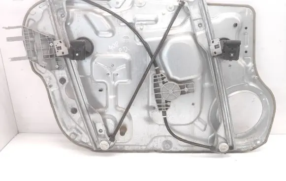 Hyundai Grandeur Front window lifting mechanism without motor