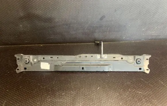 Mercedes-Benz C W204 Top upper radiator support slam panel