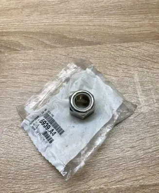 Peugeot 406 Nuts/bolts 6939A4