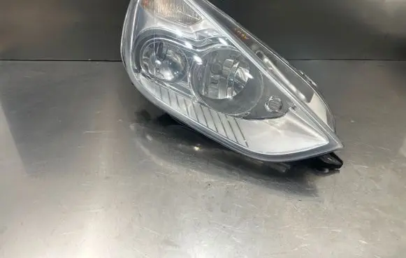 Ford S-MAX Headlight/headlamp 6M2113W029AJ