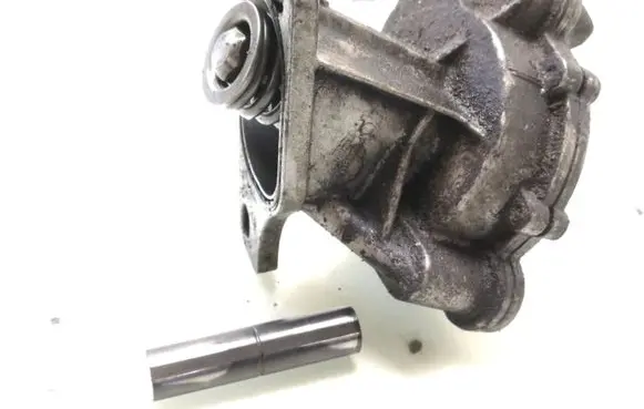 Volkswagen Transporter - Caravelle T4 Vacuum pump 074145100A 72230019