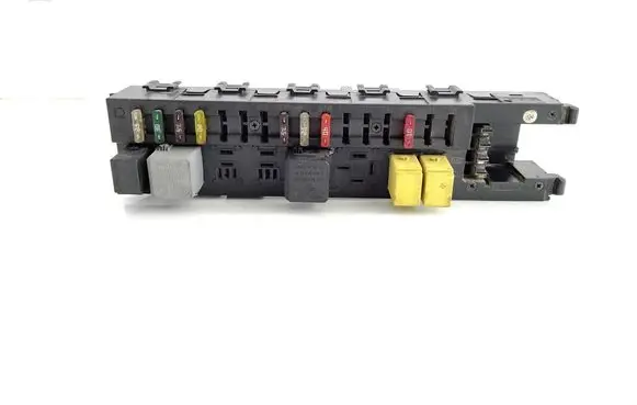 Mercedes-Benz C W203 Comfort/convenience module 2035450701 5DK00797420