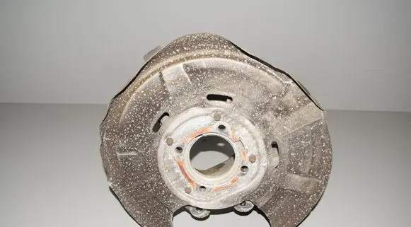 Rear wheel hub