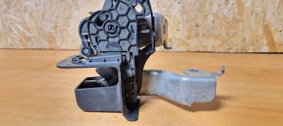 Renault Laguna III Seat back rest lock catch 883910003r