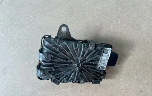 Mercedes-Benz G W463 2nd Gen Transfer box differential control unit A4639002904 20180817 1818020503