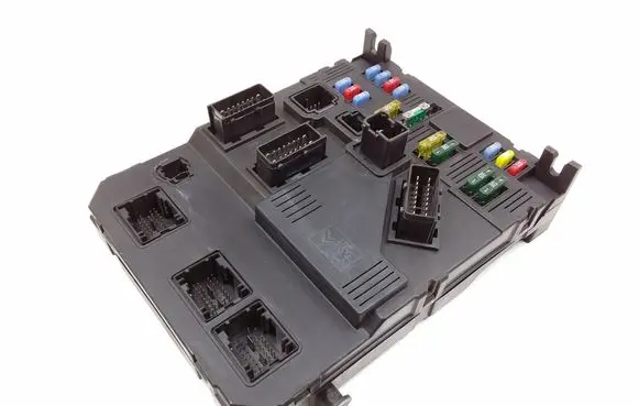 Peugeot 407 Comfort/convenience module 9655708380 S120104700L BSIS02