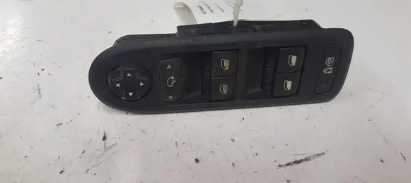 Citroen C5 Electric window control switch 96599975