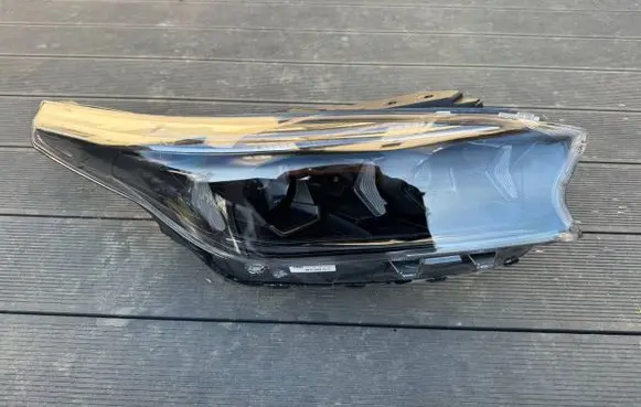 KIA Xceed Headlight/headlamp 92102-J7850