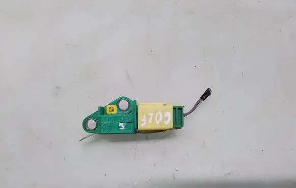 Volkswagen Golf V Airbag deployment crash/impact sensor 1K0909606C