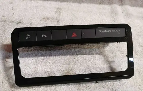 Volkswagen T-Cross Climate control/heater control trim 2GM863041