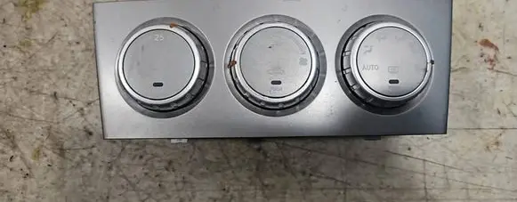 Subaru Forester SG Climate control unit 72311SA 5037225170
