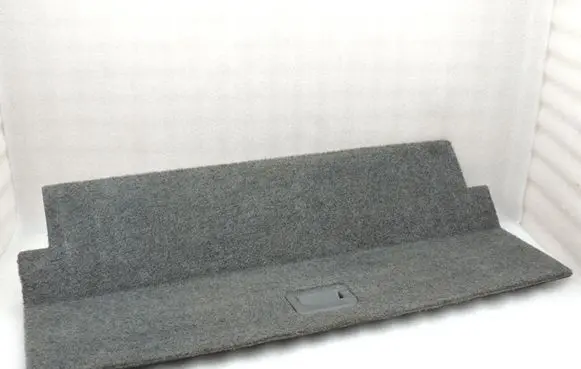 Mitsubishi Pajero Trunk/boot floor carpet liner MR402036 MR402042