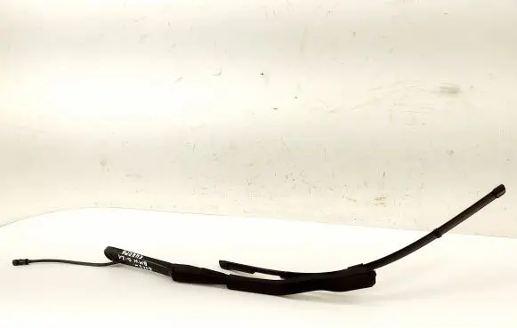 BMW 3 G20 G21 Front wiper blade arm 448919253 919253