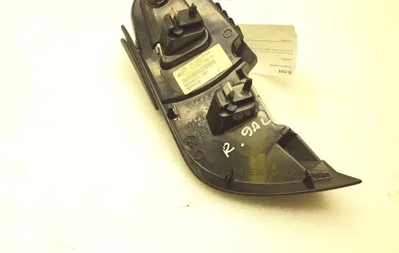 Volvo XC40 Seat belt trim 31469204