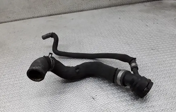 Audi A6 S6 C5 4B Engine coolant pipe/hose