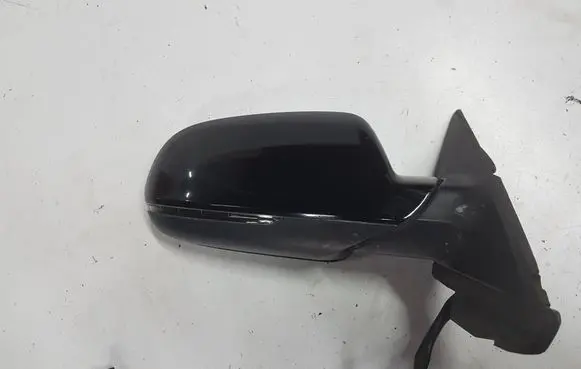 Audi A3 S3 8P Front door electric wing mirror 