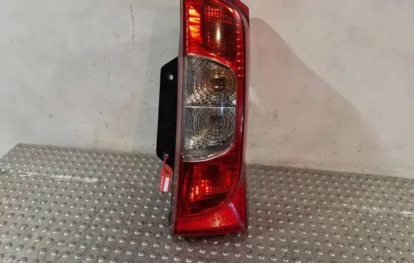 Rear/tail lights